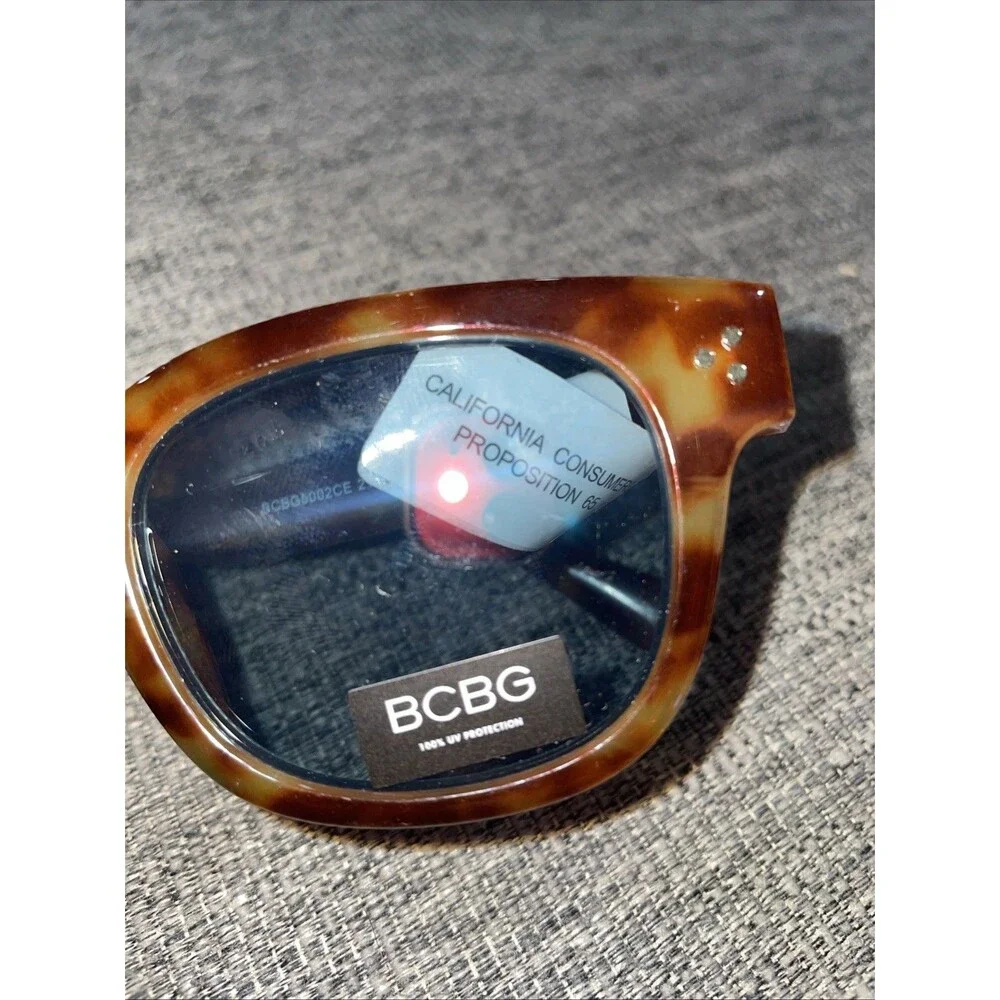 BCBG Tortoise Shell Brown Women’s Sunglasses New
